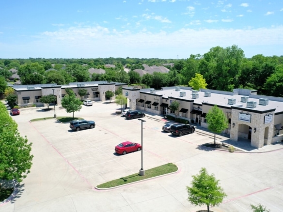 For Lease | 1281 Green Oaks Blvd | Arlington