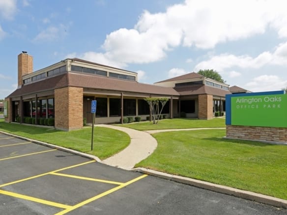 For Lease | Arlington Oaks Office Park | Arlington, TX