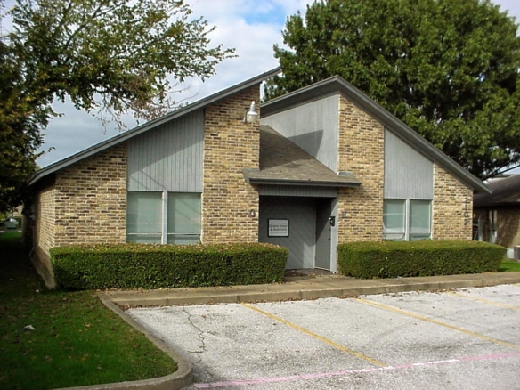 For Lease | 2100-2104 Roosevelt Dr | Arlington