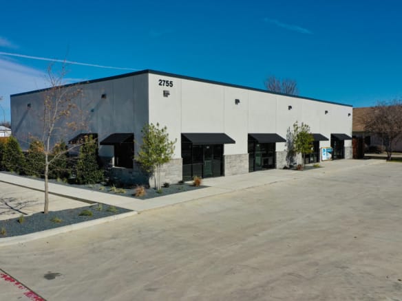 For Lease | 2755 W. Arkansas Ln. | Arlington | Newly Developed